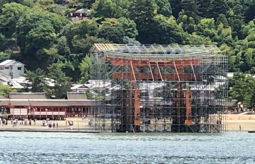 厳島神社大鳥居の修繕工事期間はいつまで 建立年や何代目かも調査 Contrast